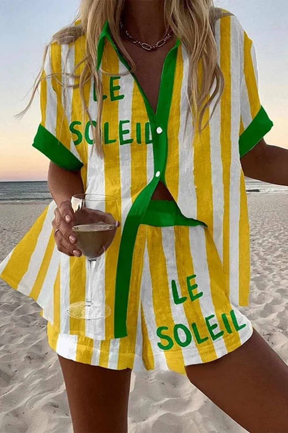 Halora - Costum Scurt Din In Cu Dungi Galbene