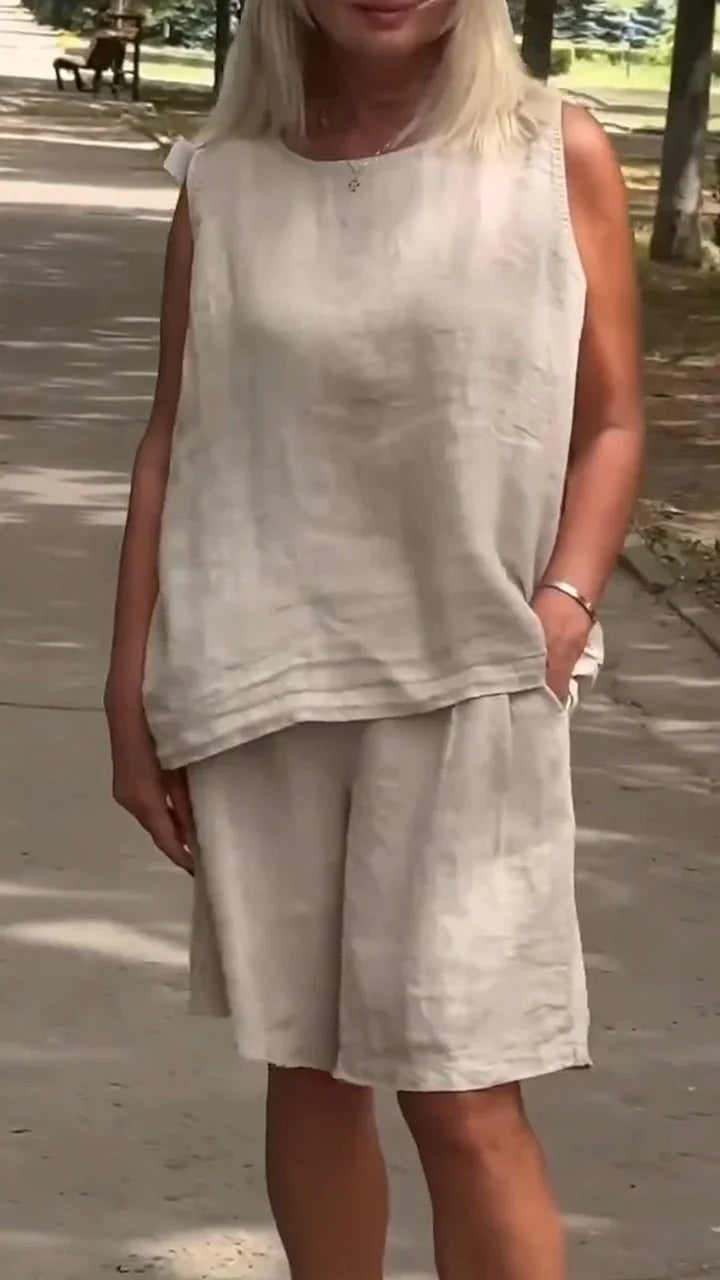 Jileana - Bluză Fără Mâneci Din Material Respirabil și Pantaloni Scurți Largi