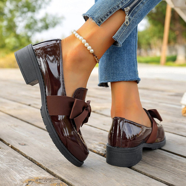 Ziena – Mocasini Din Piele Lăcuită, Cu Fundiță Decorativă