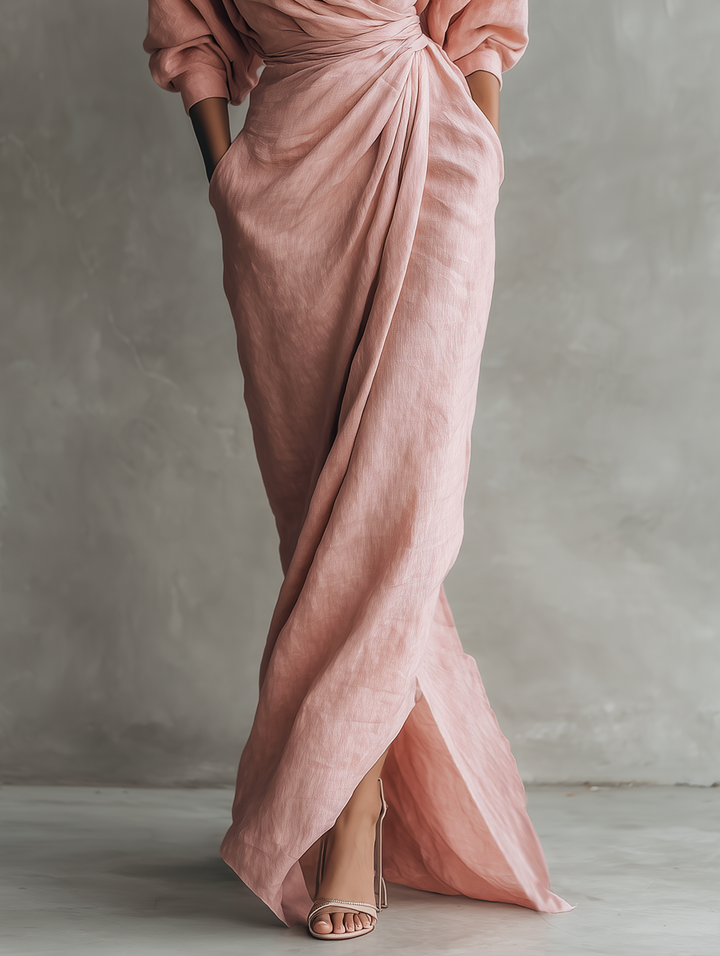 Konika – Rochie Lungă Minimalistă cu Decolteu în V