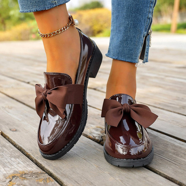 Ziena – Mocasini Din Piele Lăcuită, Cu Fundiță Decorativă