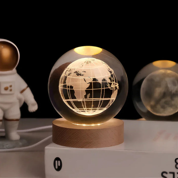 Glow Sphere – Lampă Cu Bilă De Cristal Luminoasă