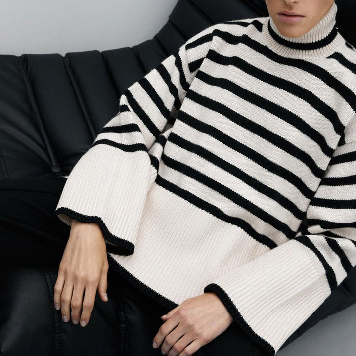 Kynesia - Pulover Cu Guler înalt și Dungi Oversized
