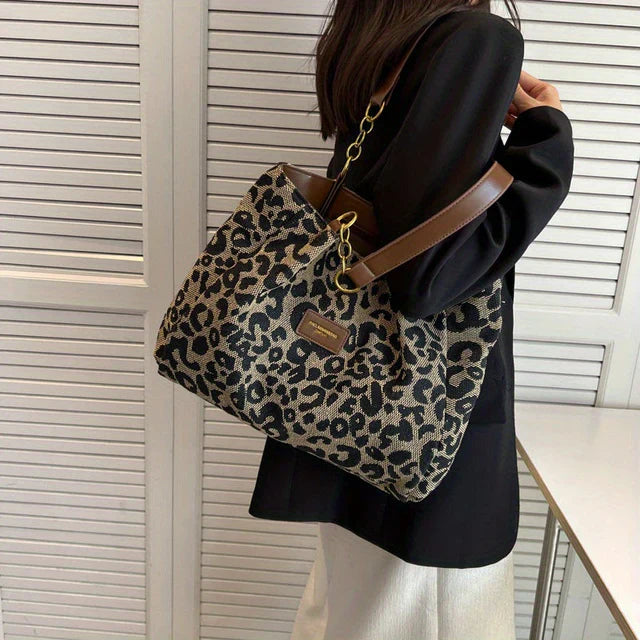 Leonora - Geantă Tote cu Charm Leopard
