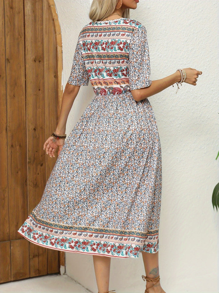 Jeeni - Rochie Cu Mâneci Scurte Si Smprimeu Floral
