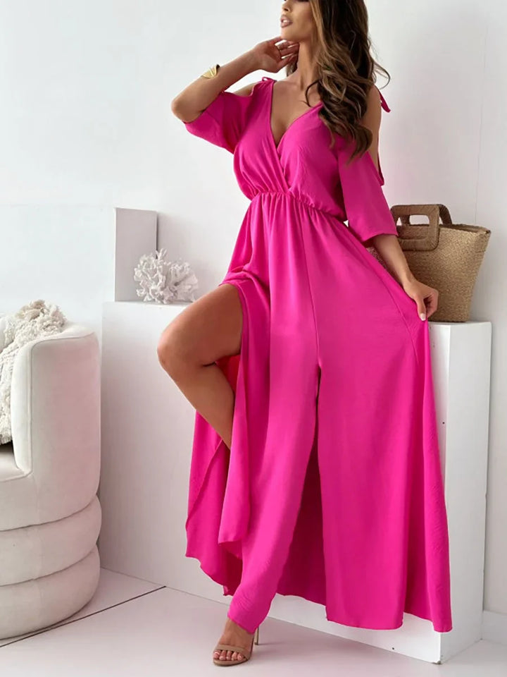 Lene – Rochie Cu Umerii Goi și Fante