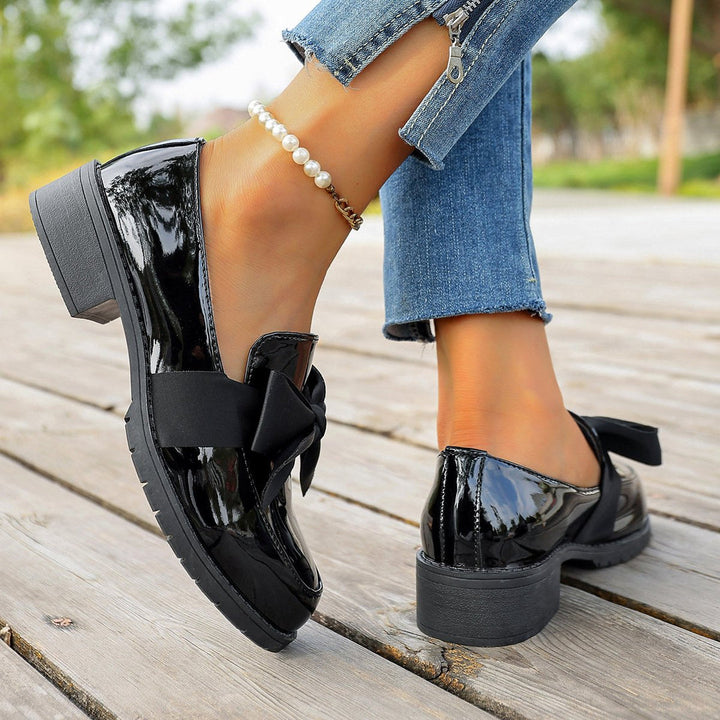 Ziena – Mocasini Din Piele Lăcuită, Cu Fundiță Decorativă
