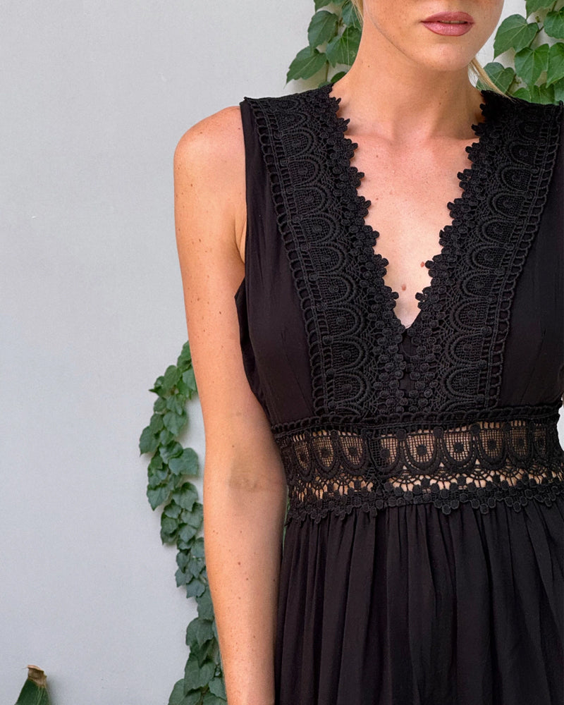 Papakosta - Rochie Elegantă Fără Mâneci Din Dantelă