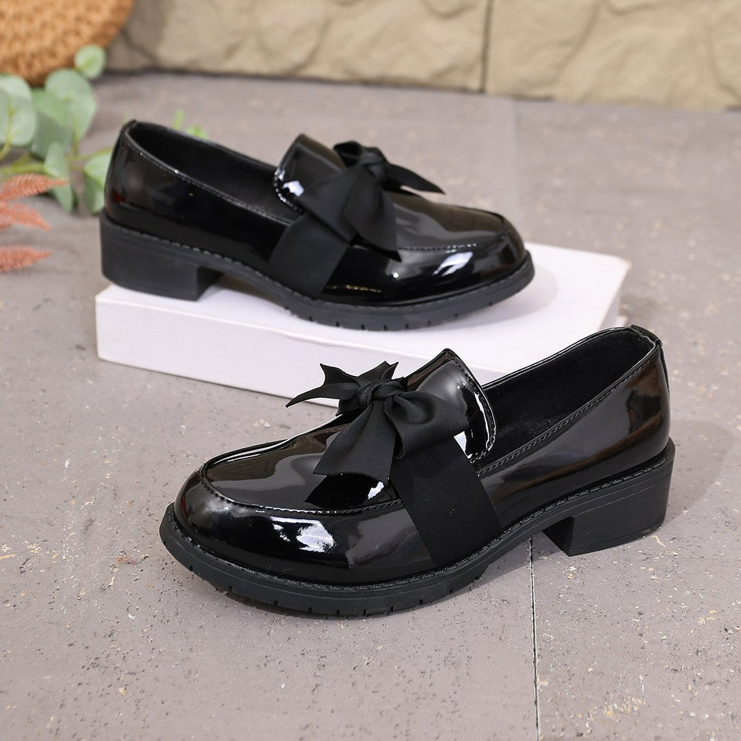 Ziena – Mocasini Din Piele Lăcuită, Cu Fundiță Decorativă