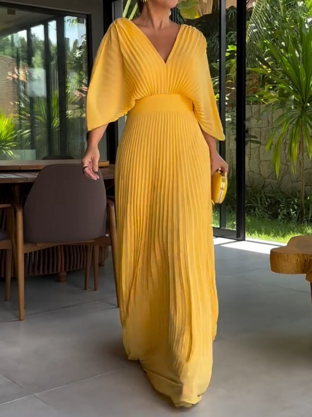 Valerija - Rochie lungă Plisată în Culori Vibrante