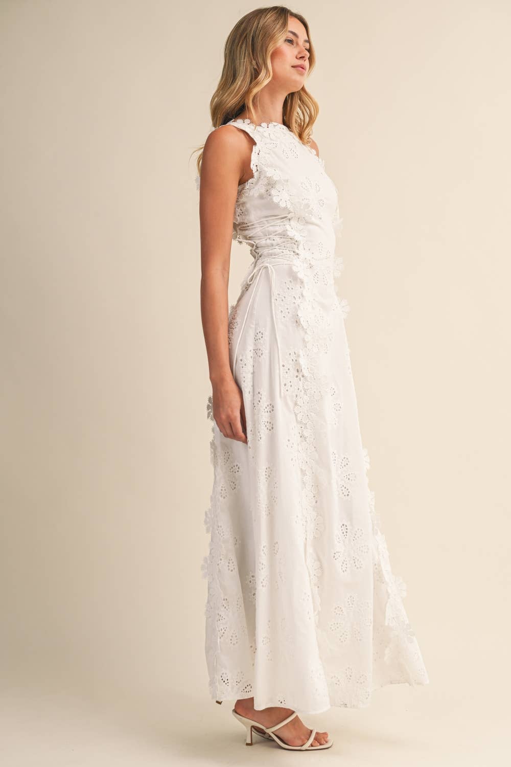 Azalia - Rochie maxi fără Mâneci, cu Broderie Florală