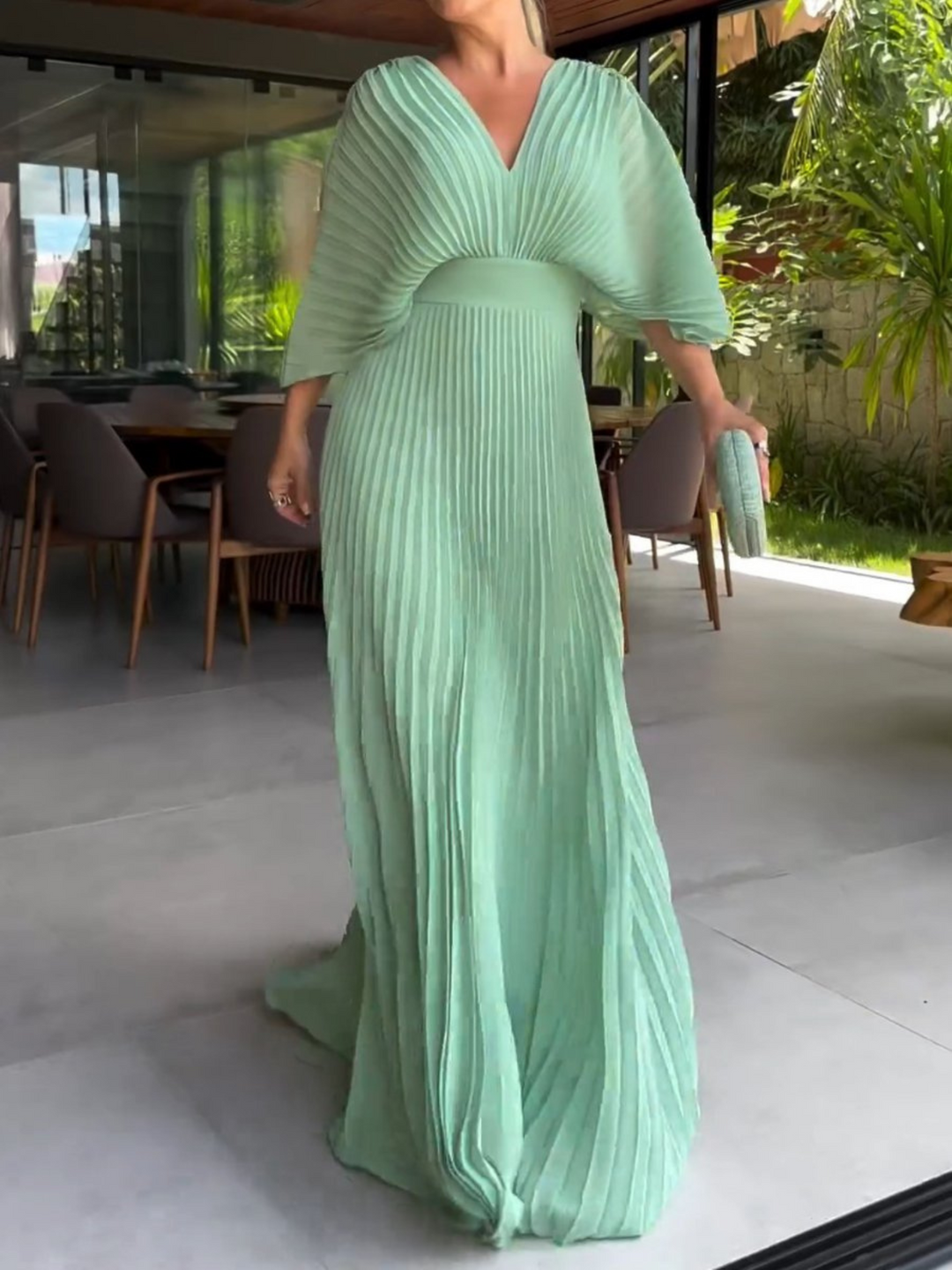 Valerija - Rochie lungă Plisată în Culori Vibrante