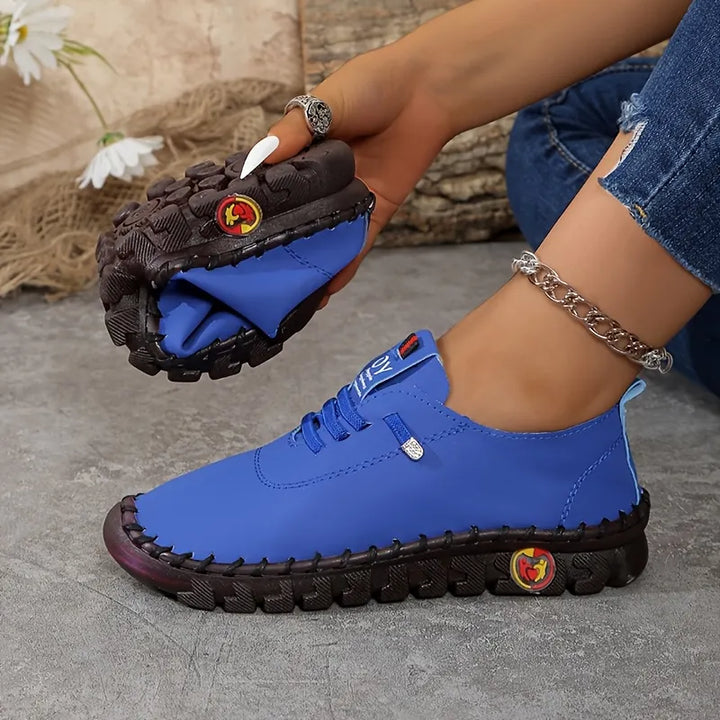 Hilga – Adidași cu șireturi și Talpă Flexibilă