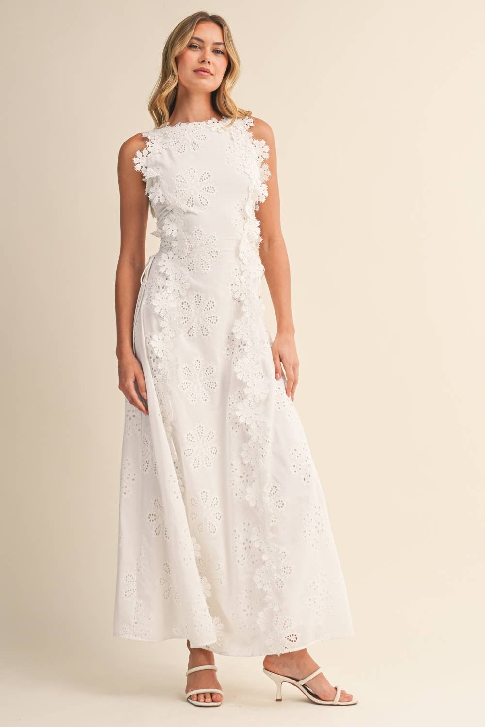 Azalia - Rochie maxi fără Mâneci, cu Broderie Florală