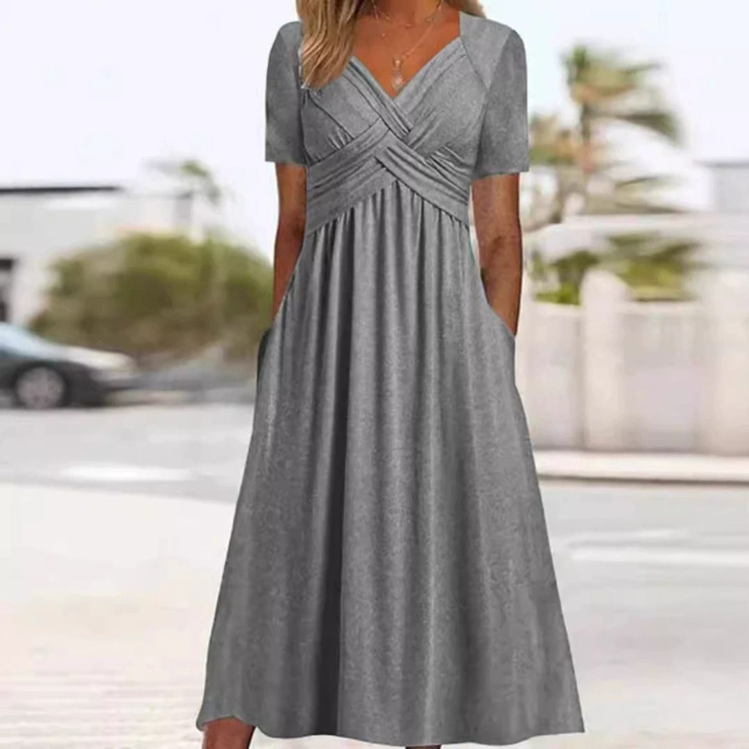 Adrianna - Rochie Elegantă și Flatantă