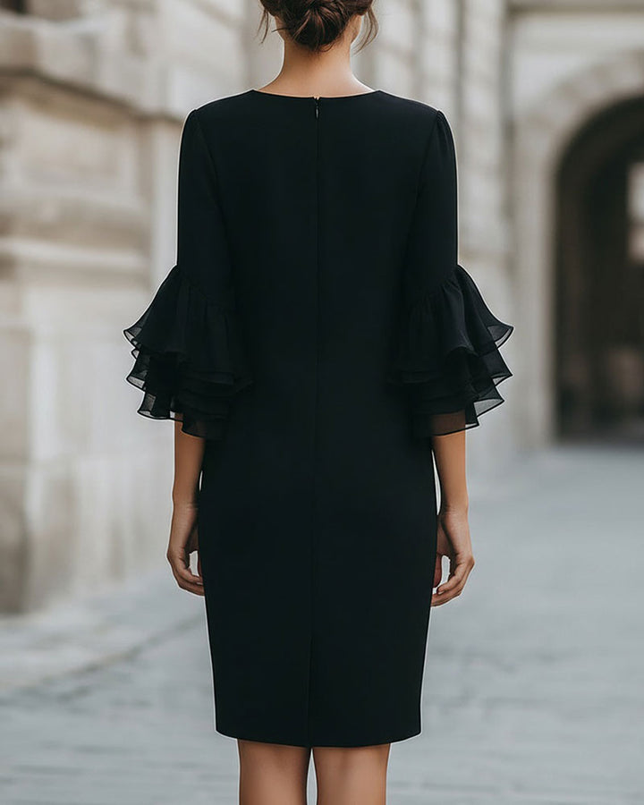 Catalinan – Rochie cu croi slim fit, Mâneci Evazate și Straturi