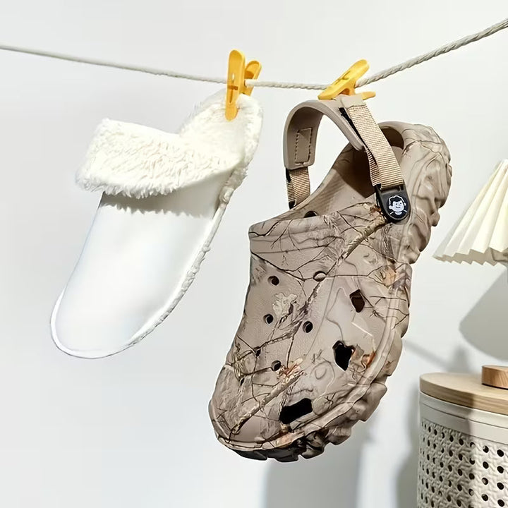 Sjoukje - Saboți cu Imprimeu Camuflaj Căptușiți cu Fleece și Curele Reglabile