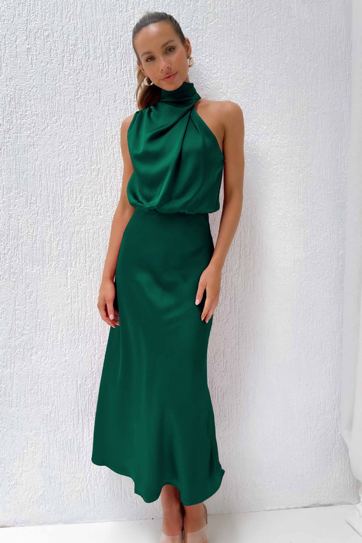 Veleta - Rochie Lungă Din Satin