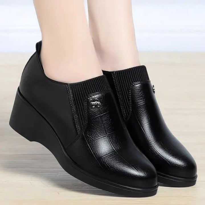 Switolina - Pantofi Cu Toc Din Piele La Modă