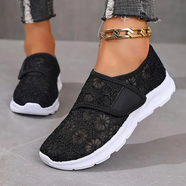 Tonjaa - Adidași Din Dantelă Cu Broderie Florală
