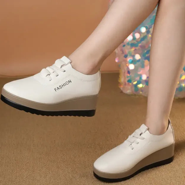 Saturnina - Pantofi Din Piele Cu Talpă Groasă