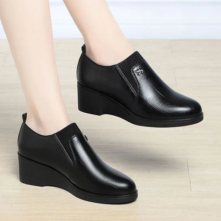 Switolina - Pantofi Cu Toc Din Piele La Modă