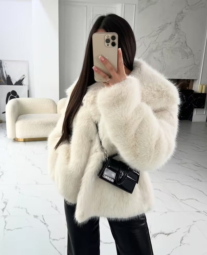 Zefina – Jachetă Oversized Din Blană Artificială, Cu Mâneci Lungi