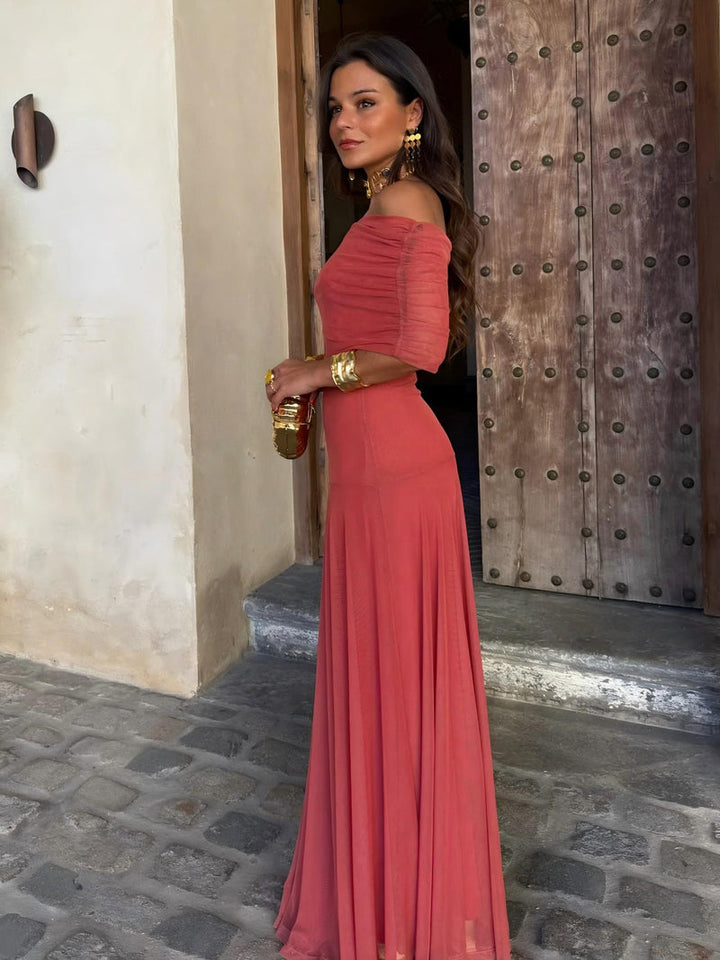 Dainia - Rochie Lungă Din Plasă Cu Un Singur Umăr