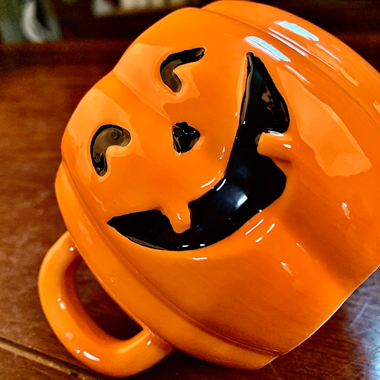 GlowSip - Cană Halloween Cu Zâmbet De Dovleac