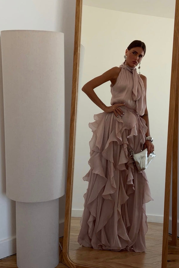 Nataly - Rochie Lungă Cu Volane În Cascadă