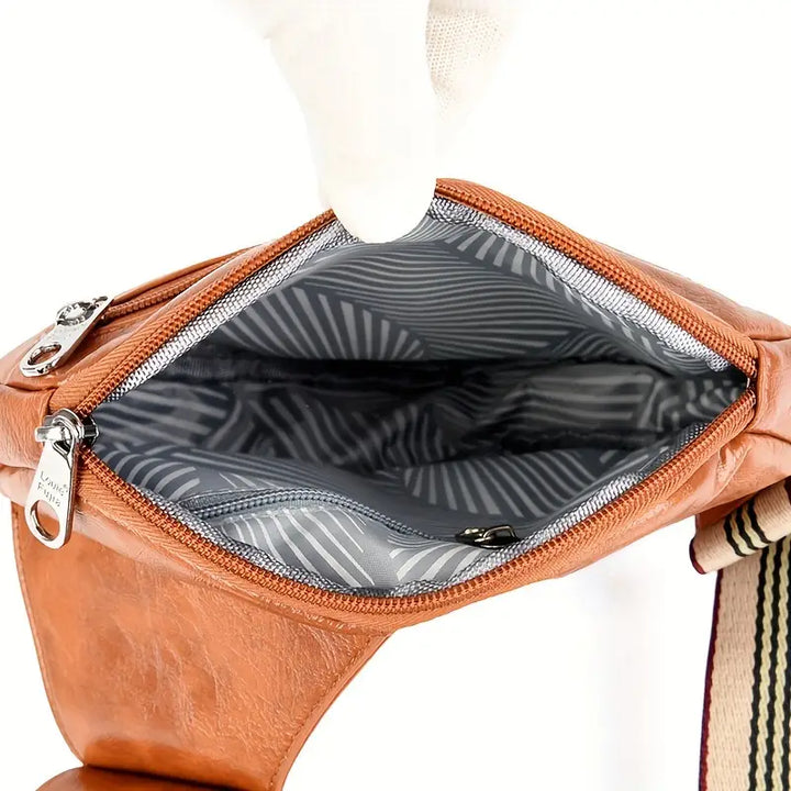 Carmela - Geantă Crossbody din Piele cu CureaReglabilă și Cataramă