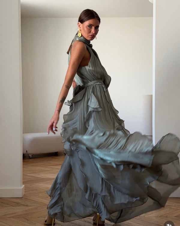 Nataly - Rochie Lungă Cu Volane În Cascadă