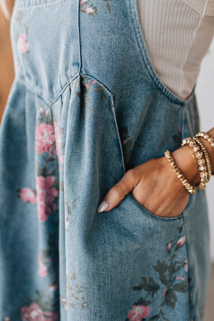 Katien - Salopetă din Denim cu Imprimeu Floral