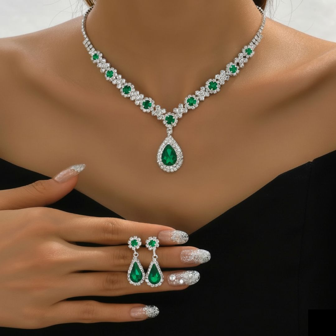 Kaylee - Colier cu Picături de Cristal și set de Cercei