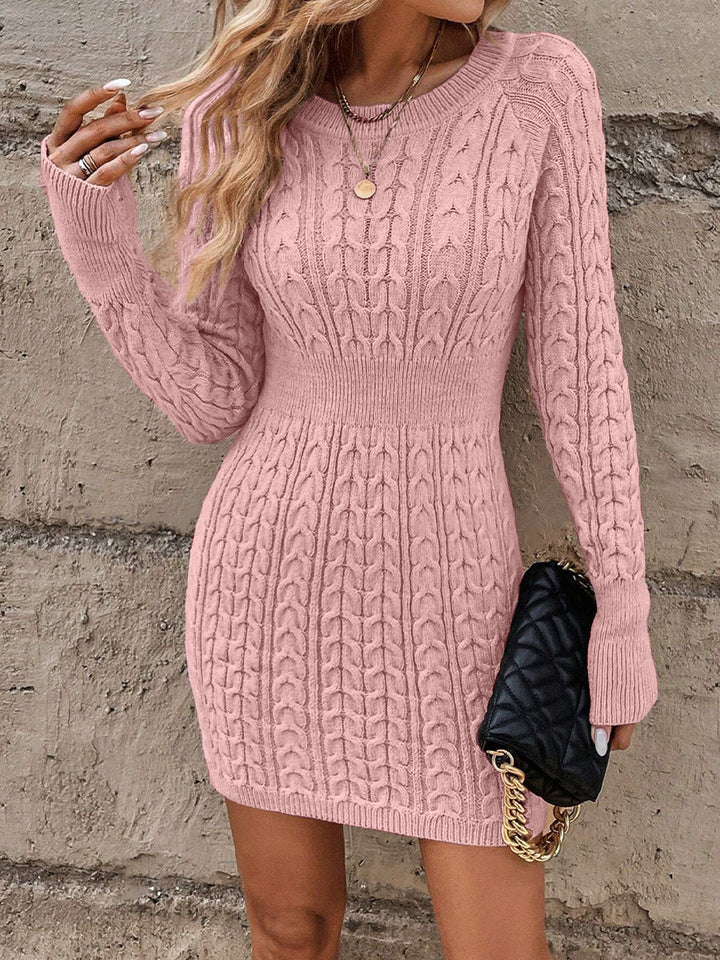 Oriah - Rochie Din Tricot cu Guler Rotund