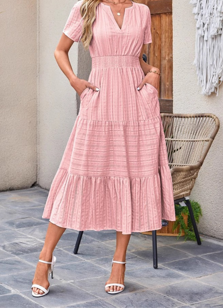 Jikina – Rochie Midi Cu Decolteu în V în Straturi și Buzunare