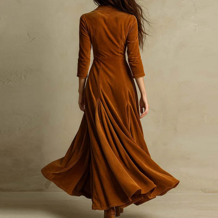 Nyvana - Rochie Maxi cu Mâneci Lungi și Pliuri