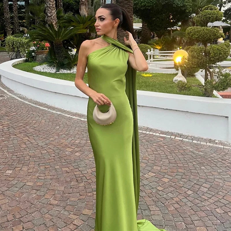 Lucila - Rochie Lungă Cu Gât Halter