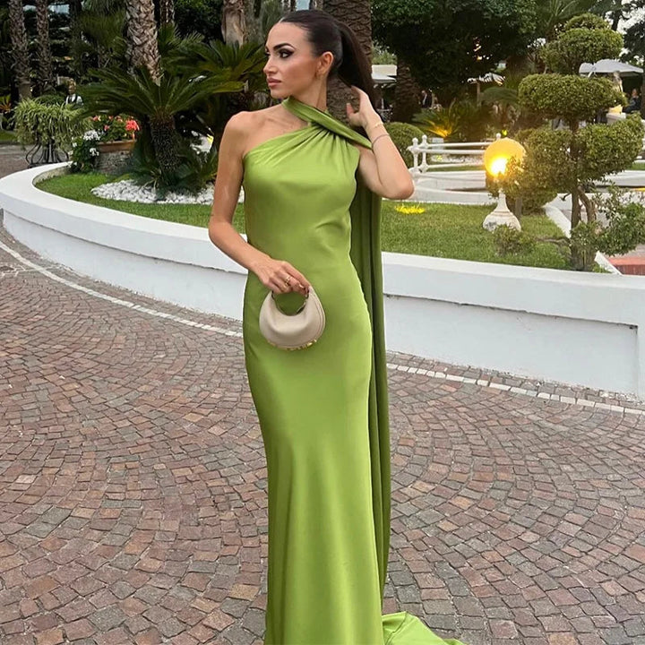 Lucila - Rochie Lungă Cu Gât Halter