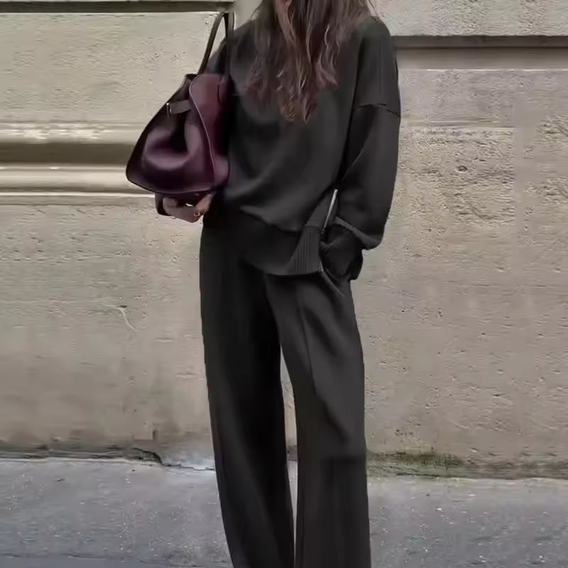 Blandine - Set Din Două Piese Tricotate Pulover Cu Guler înalt și Pantaloni Largi