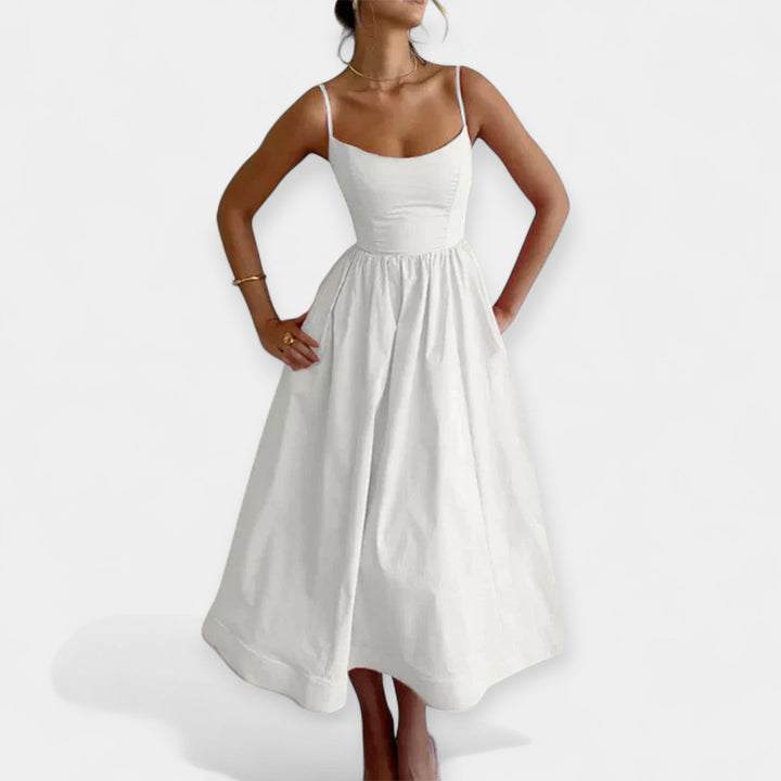 Shelley - Rochie Mini Cu Decolteu Rotund Si Bretele