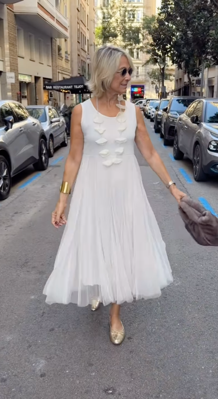 Efrata - Rochie Fermecătoare Din Satin cu Pulover Tricotat