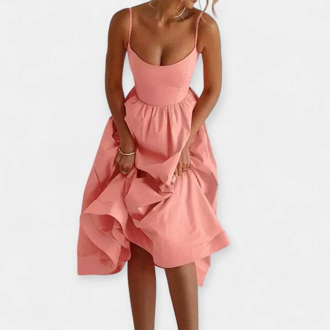 Shelley - Rochie Mini Cu Decolteu Rotund Si Bretele