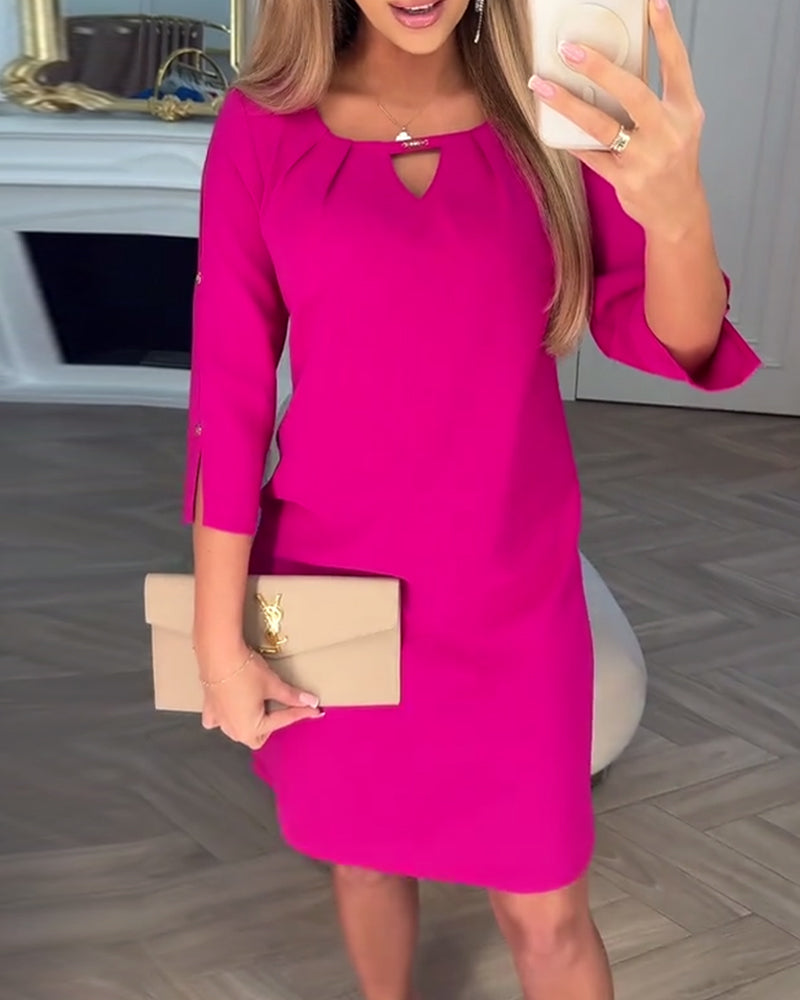Kamelia - Rochie Mini Cu Mâneci Cu Decupaj In Formă De Cheie