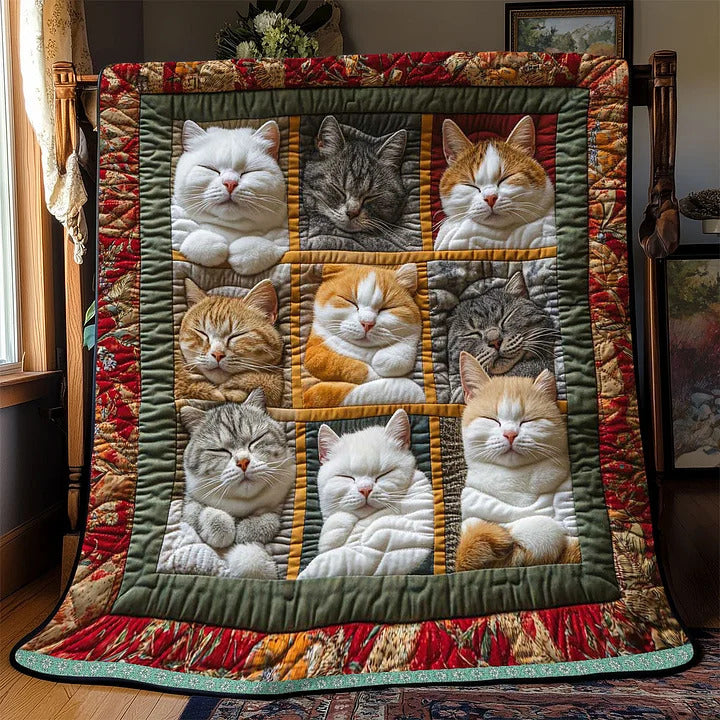 CozyCats - Pătură cu Imprimeu Pisici Regale Adormite