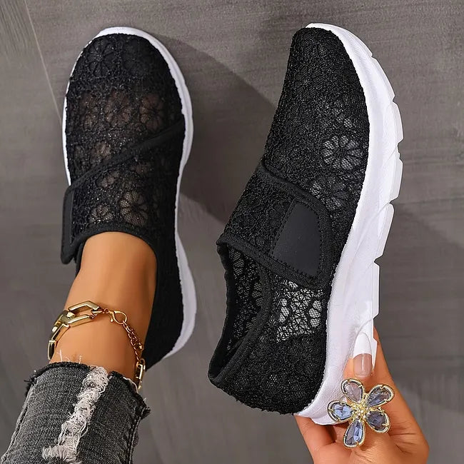 Tonjaa - Adidași Din Dantelă Cu Broderie Florală