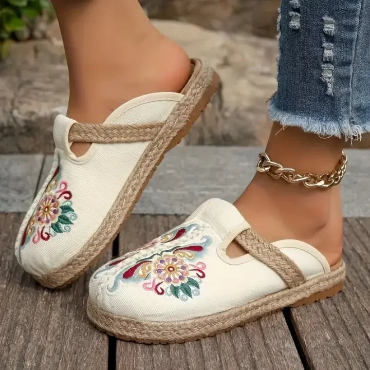 Katy - Catâri Florali Din Bumbac Lucrați Manualul