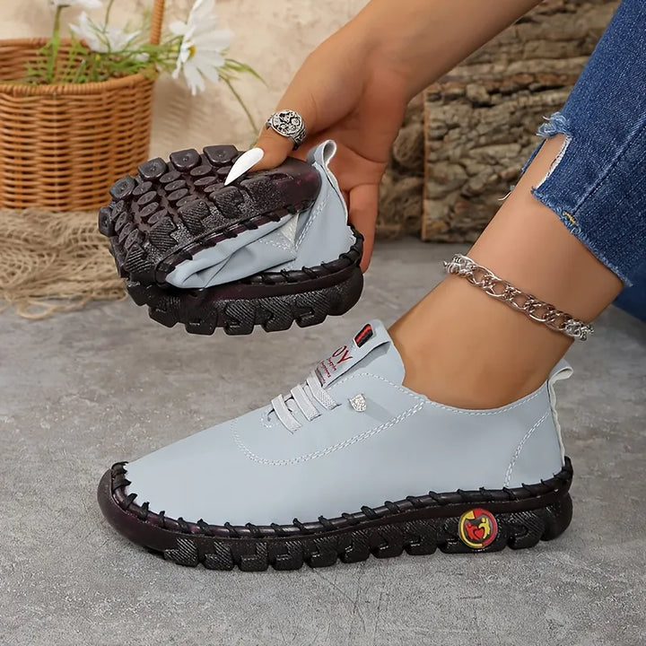 Hilga – Adidași cu șireturi și Talpă Flexibilă