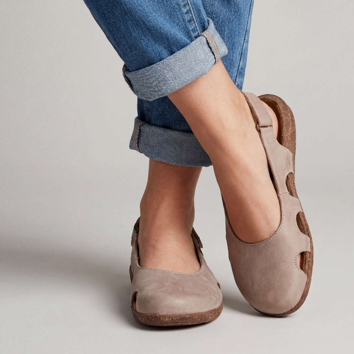 Nathilie – Pantofi cu Vârf închis și Baretă în Spate cu Decupaje