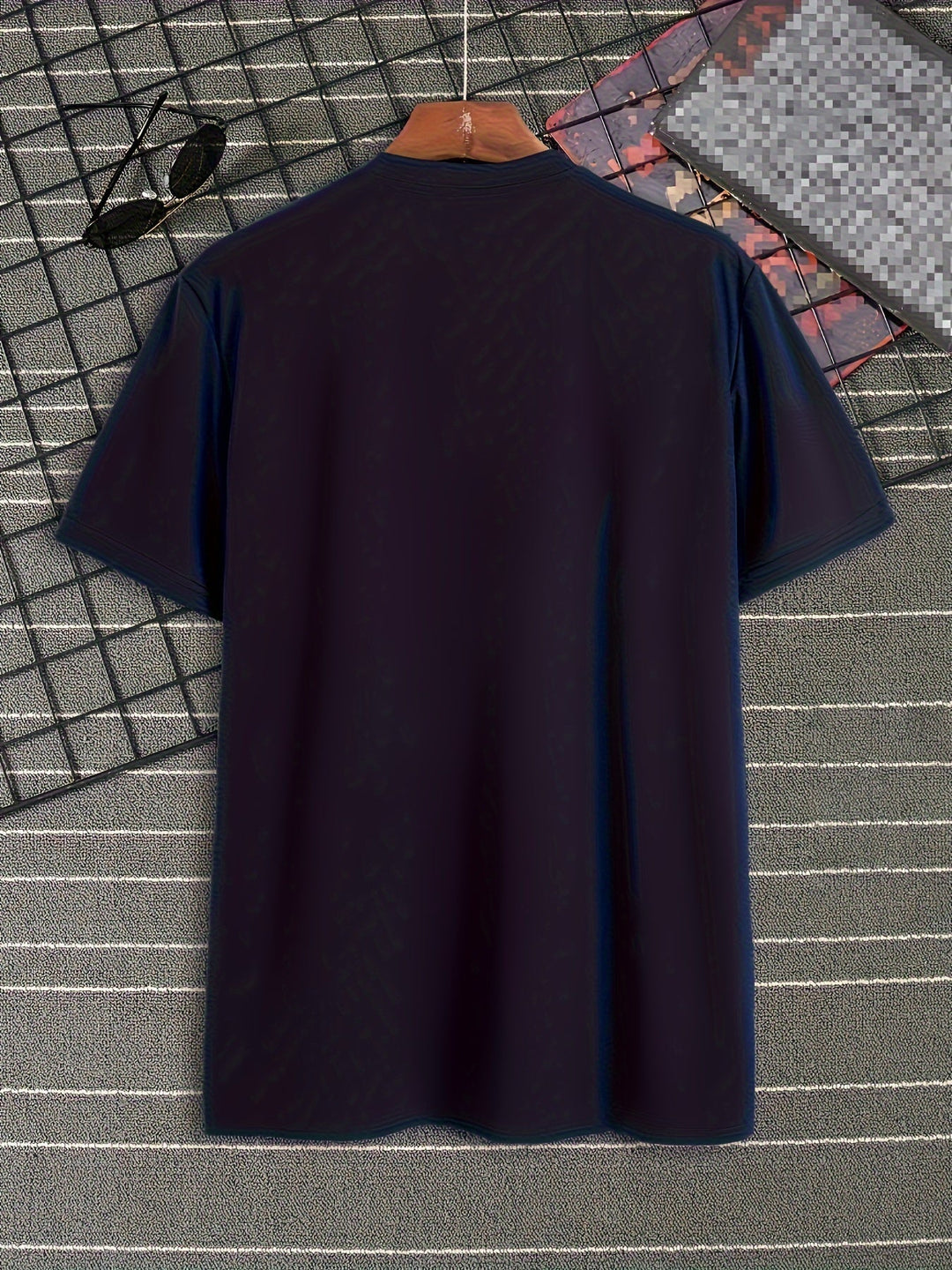 Focus – Tricou Elegant Cu Proiectare Efect